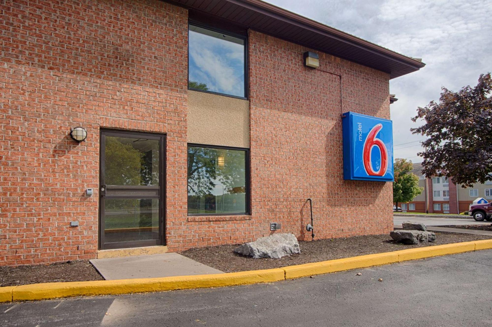 Motel 6 East Syracuse, Ny - Airport المظهر الخارجي الصورة