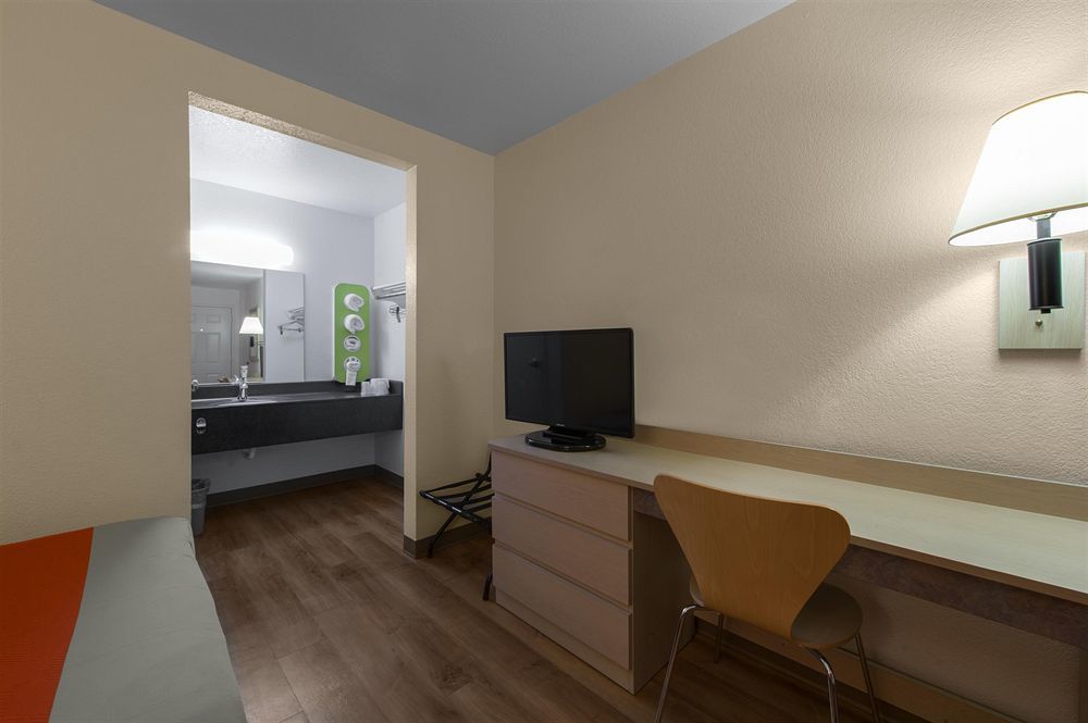 Motel 6 East Syracuse, Ny - Airport المظهر الخارجي الصورة