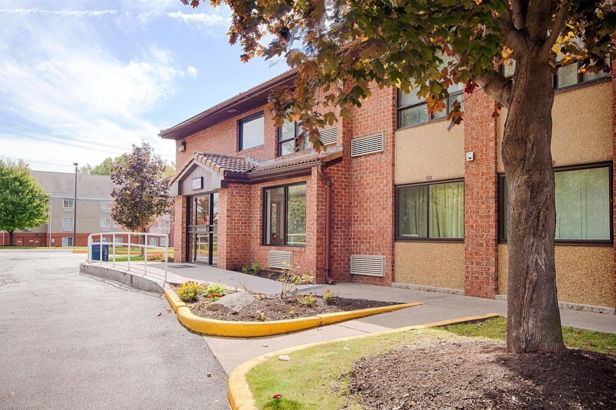 Motel 6 East Syracuse, Ny - Airport المظهر الخارجي الصورة