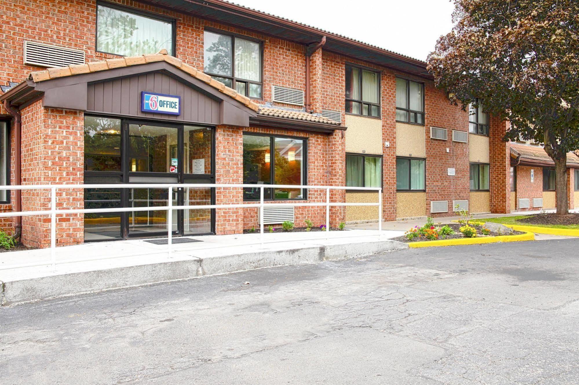 Motel 6 East Syracuse, Ny - Airport المظهر الخارجي الصورة